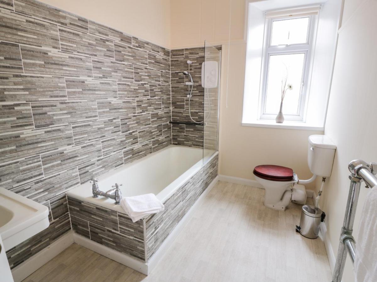 Auchentroig House Apartment Стърлинг Екстериор снимка