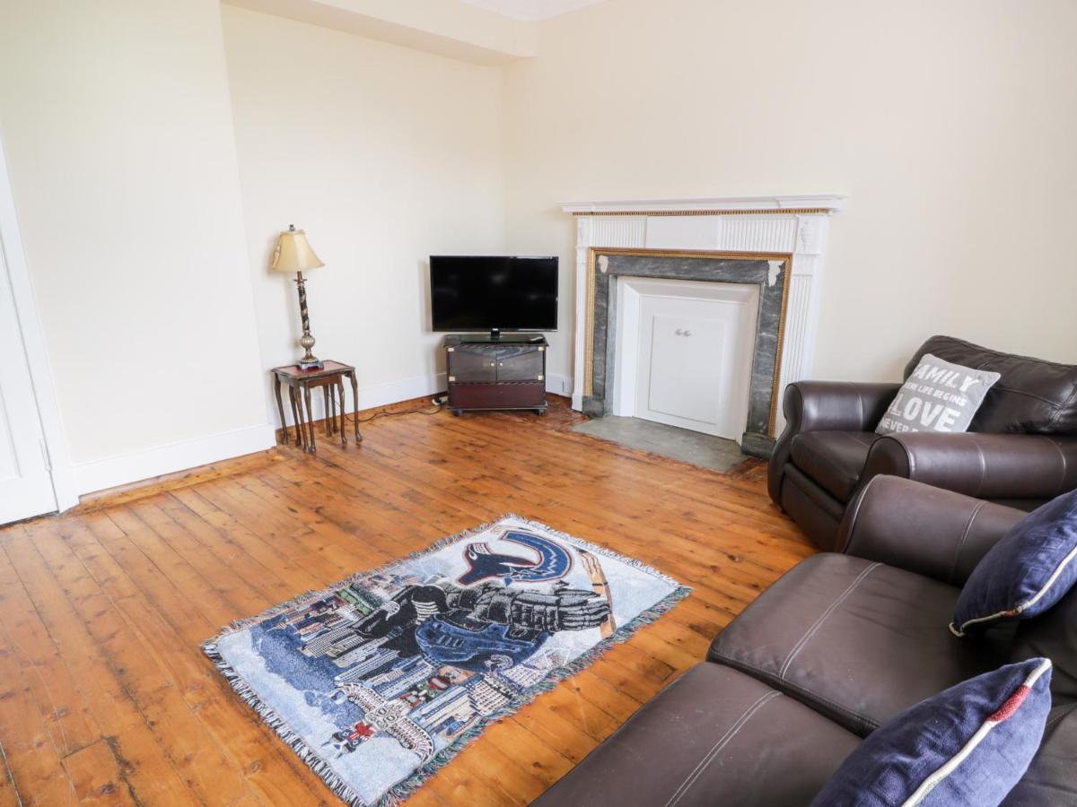 Auchentroig House Apartment Стърлинг Екстериор снимка