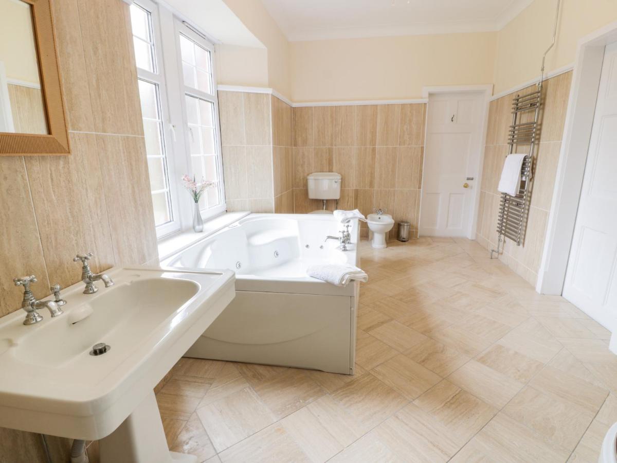 Auchentroig House Apartment Стърлинг Екстериор снимка
